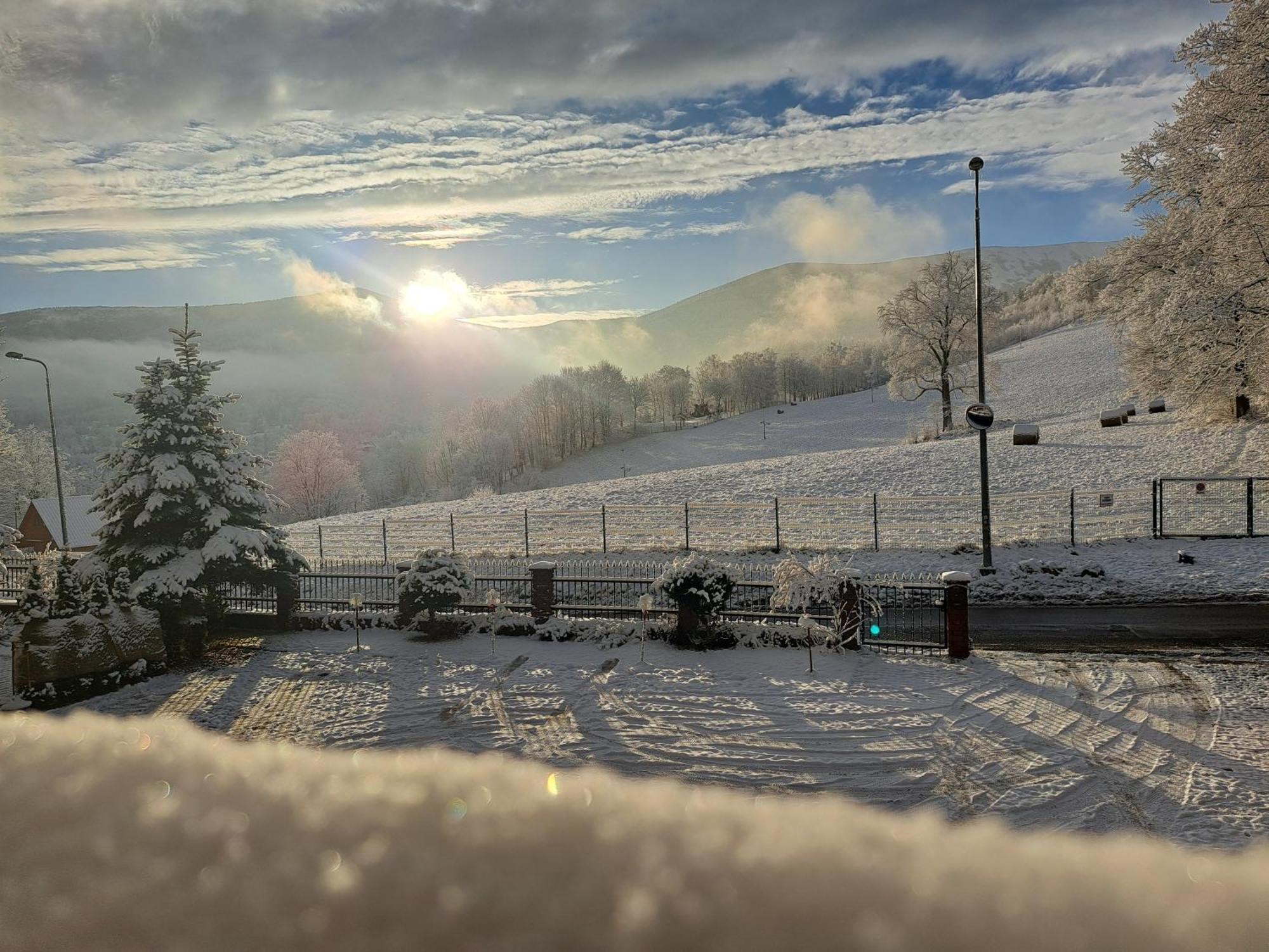 Gorski Widok Karpacz Apartamenty I Pokoje- Salon Kominkowy Esterno foto